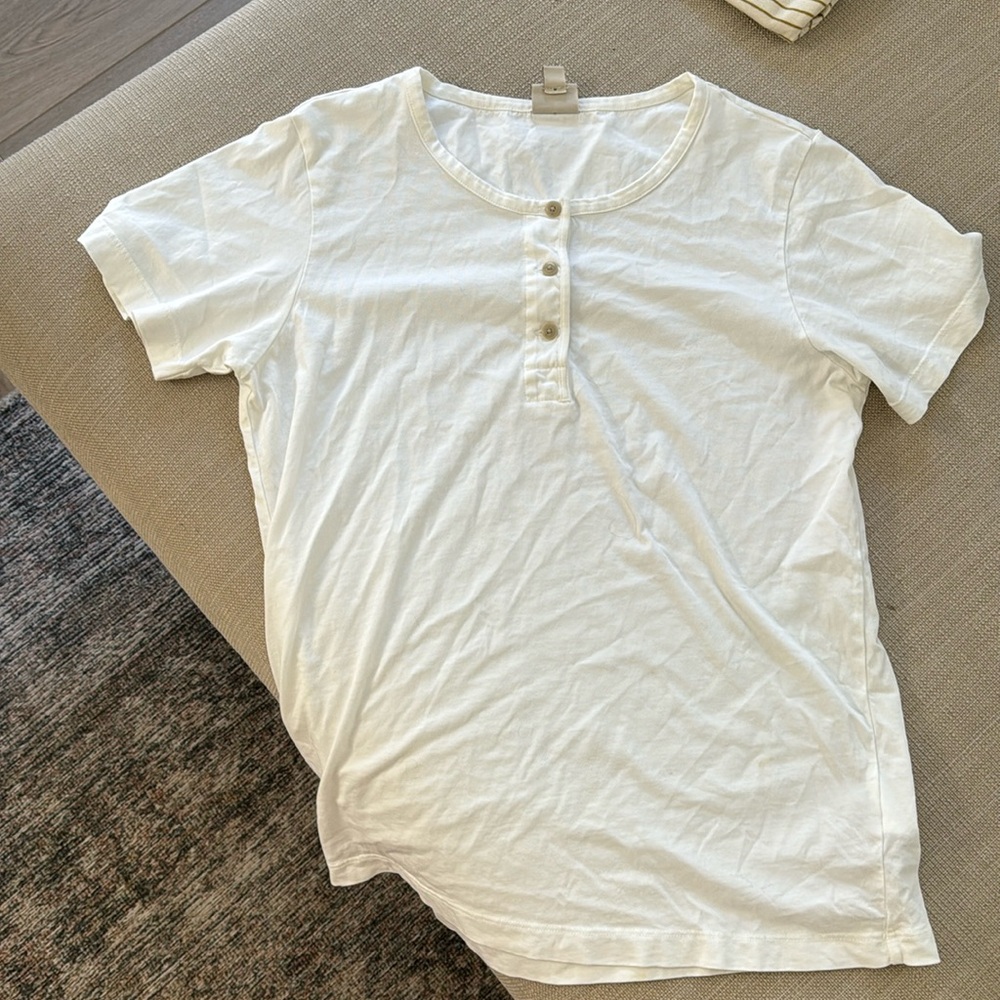 Filson size medium Henley t. Cream.